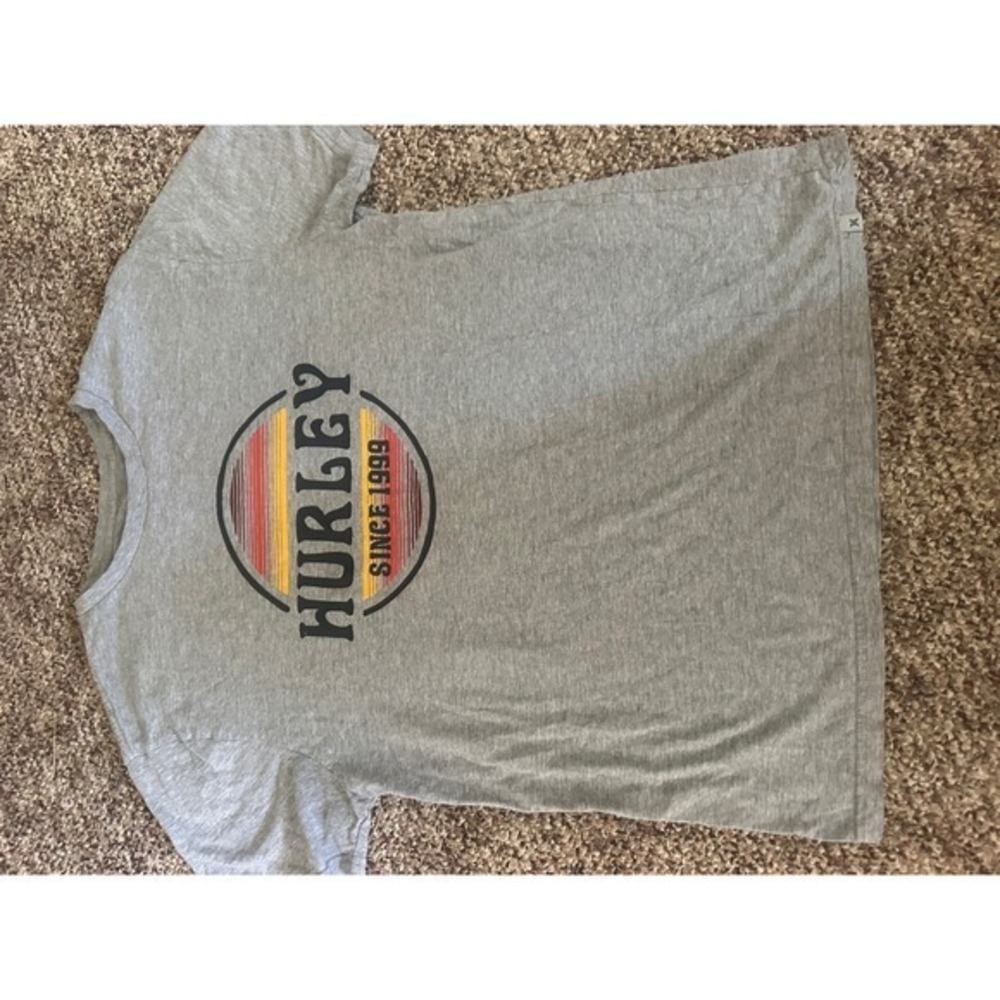 Hurley Men's tee‎ shirt, Medium